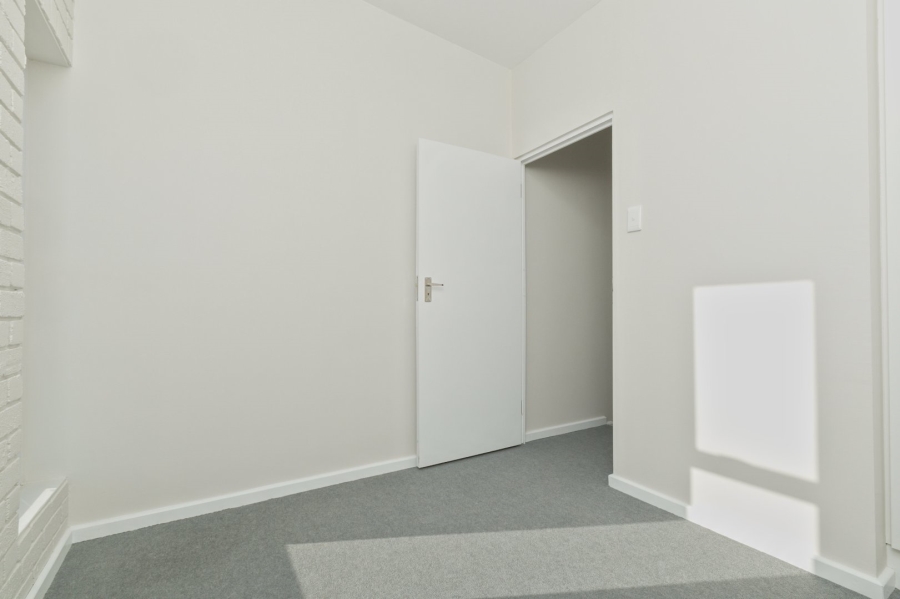 3 Bedroom Property for Sale in Parsonsvlei Eastern Cape